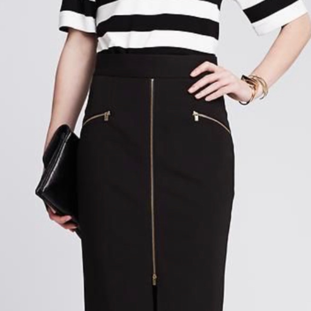 Beautiful Banana Republic Skirt, Size 6, Unique